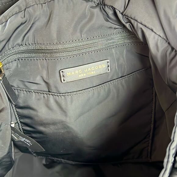 Marc Jacob’s Black Crossbody Nylon Quilted Diaper Travel Tote Bag - Picture 9 of 13